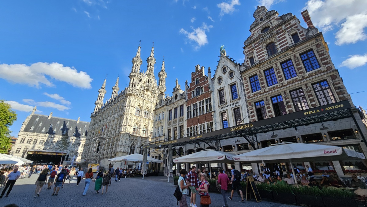 Leuven – Louvaine – Löwen: Die Ankunft